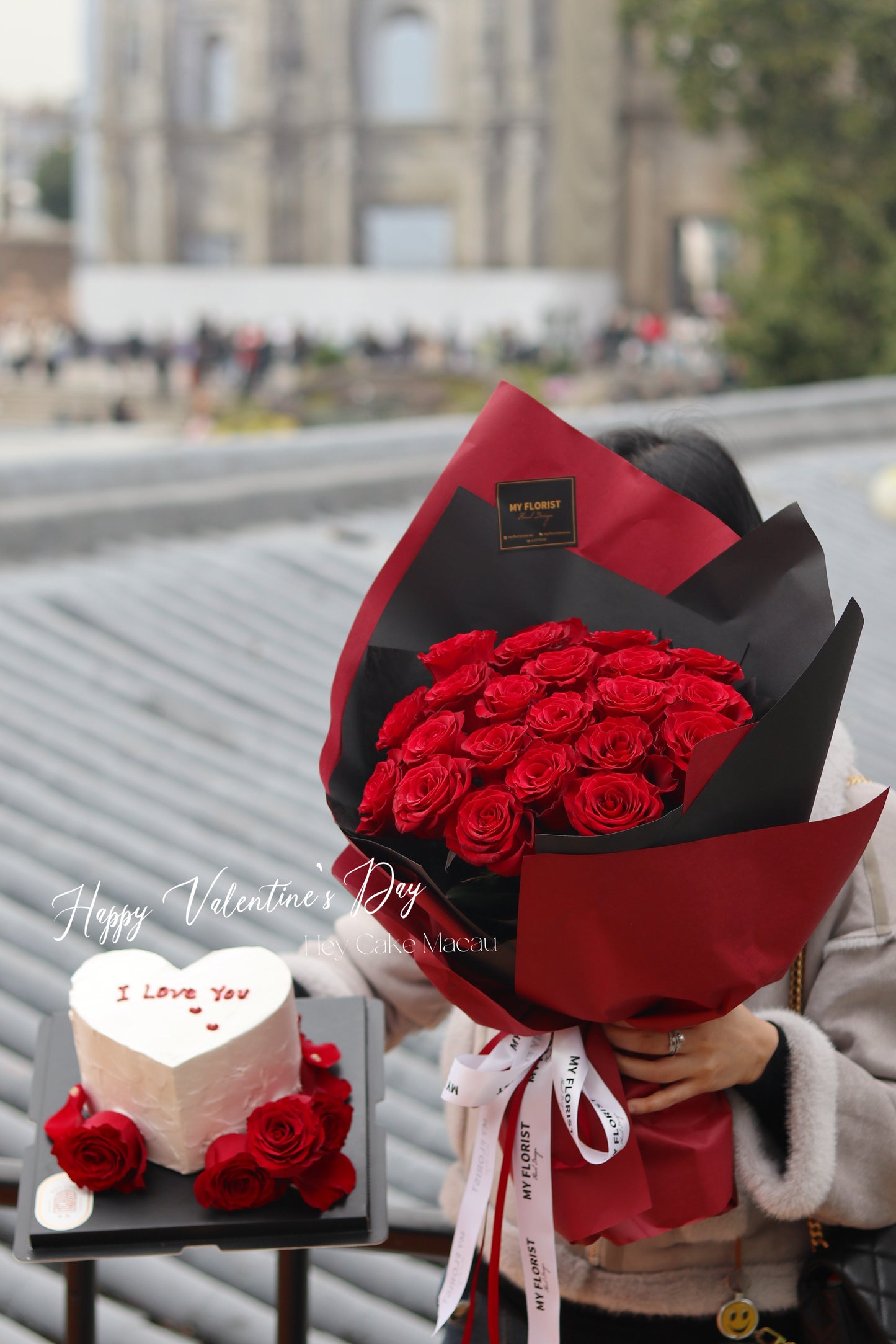 心形紅玫瑰鮮花蛋糕