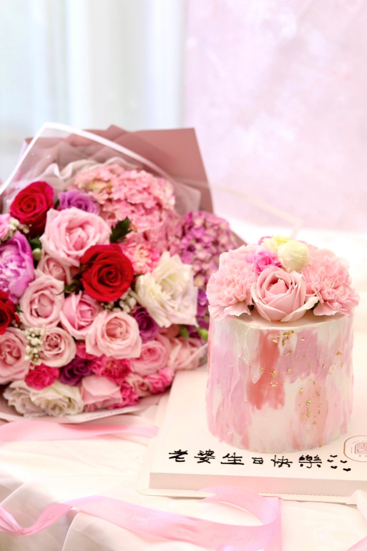 粉色鮮花蛋糕