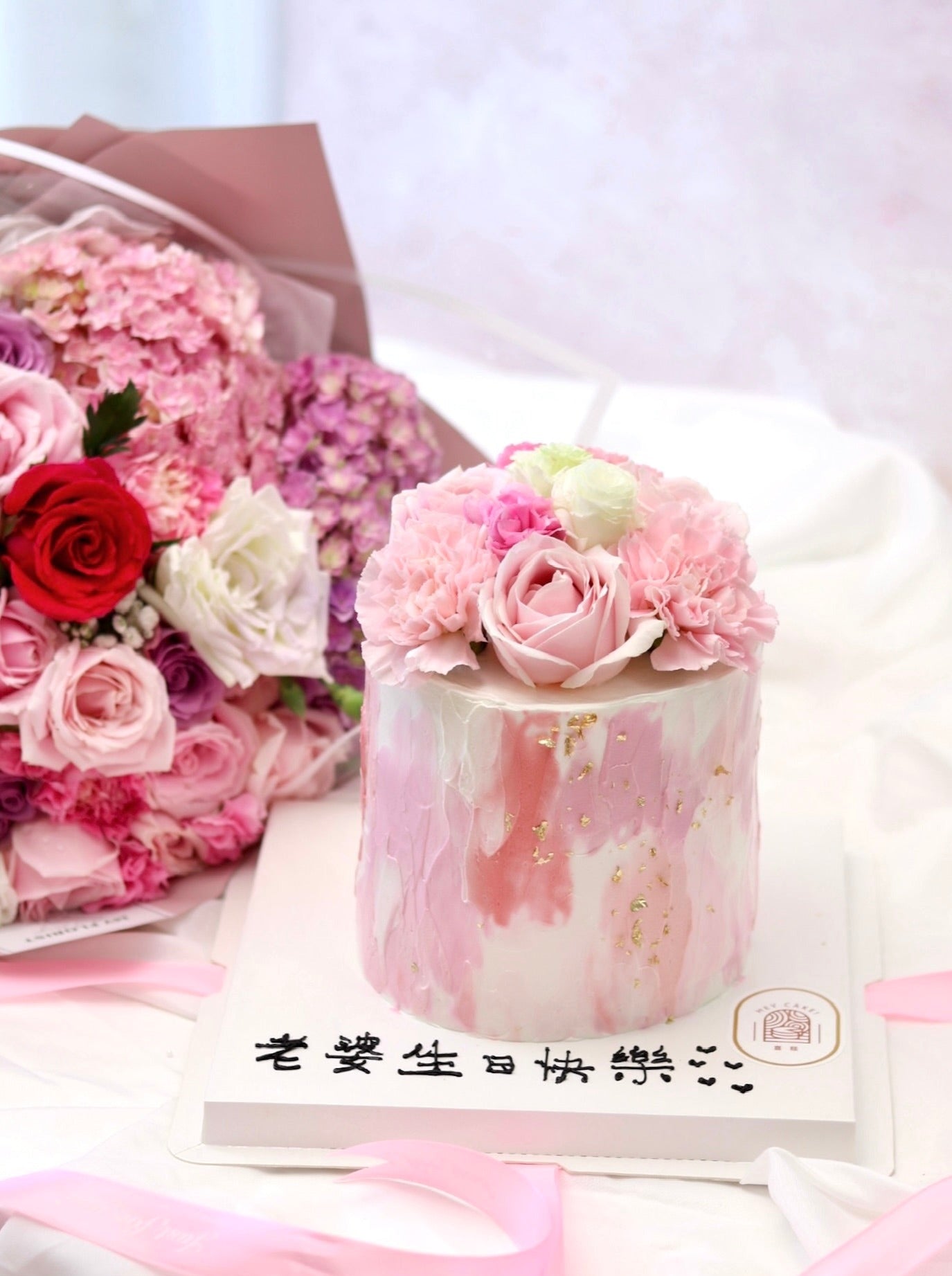 粉色鮮花蛋糕