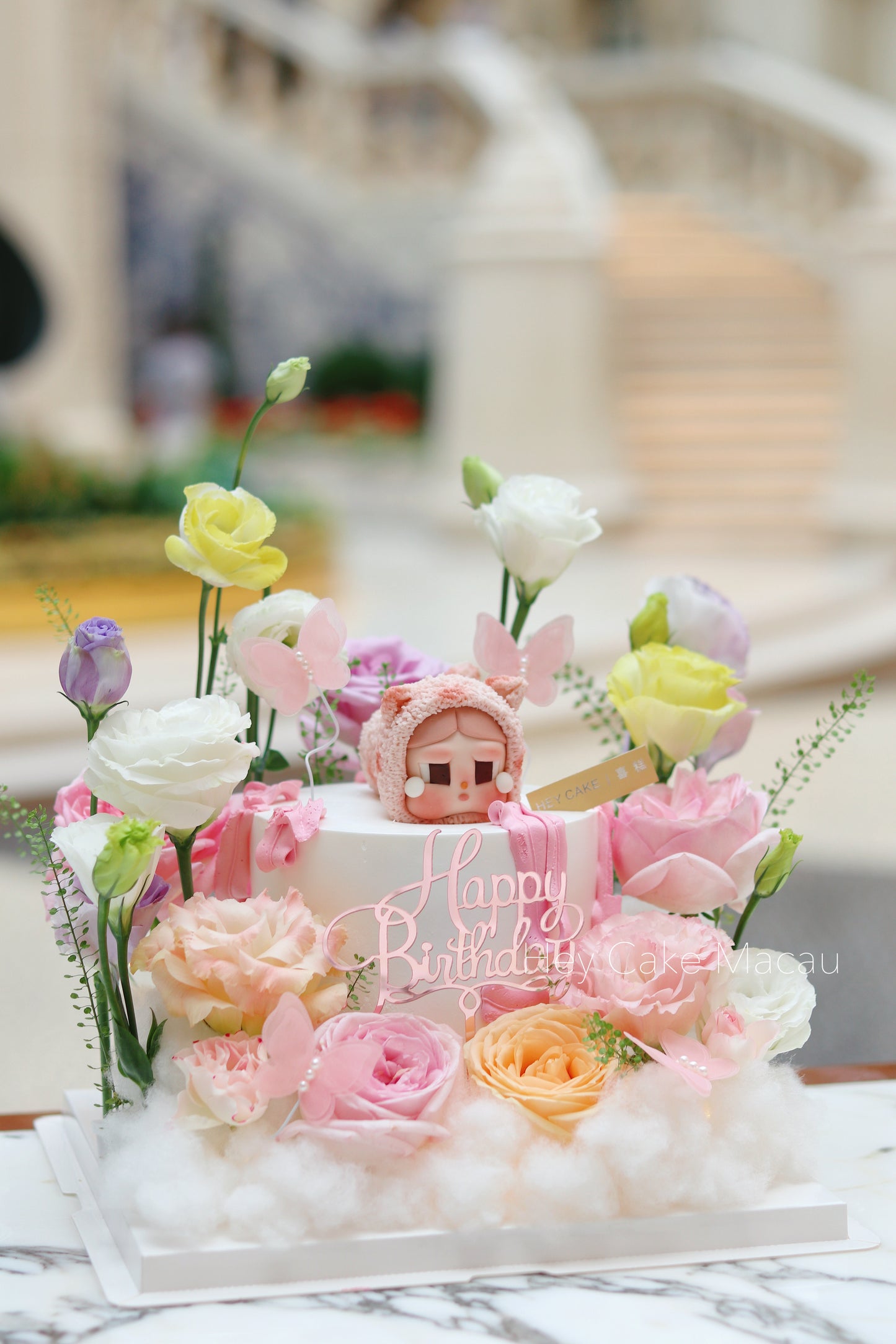翻糖Cry baby 粉紅貓貓鮮花花園蛋糕