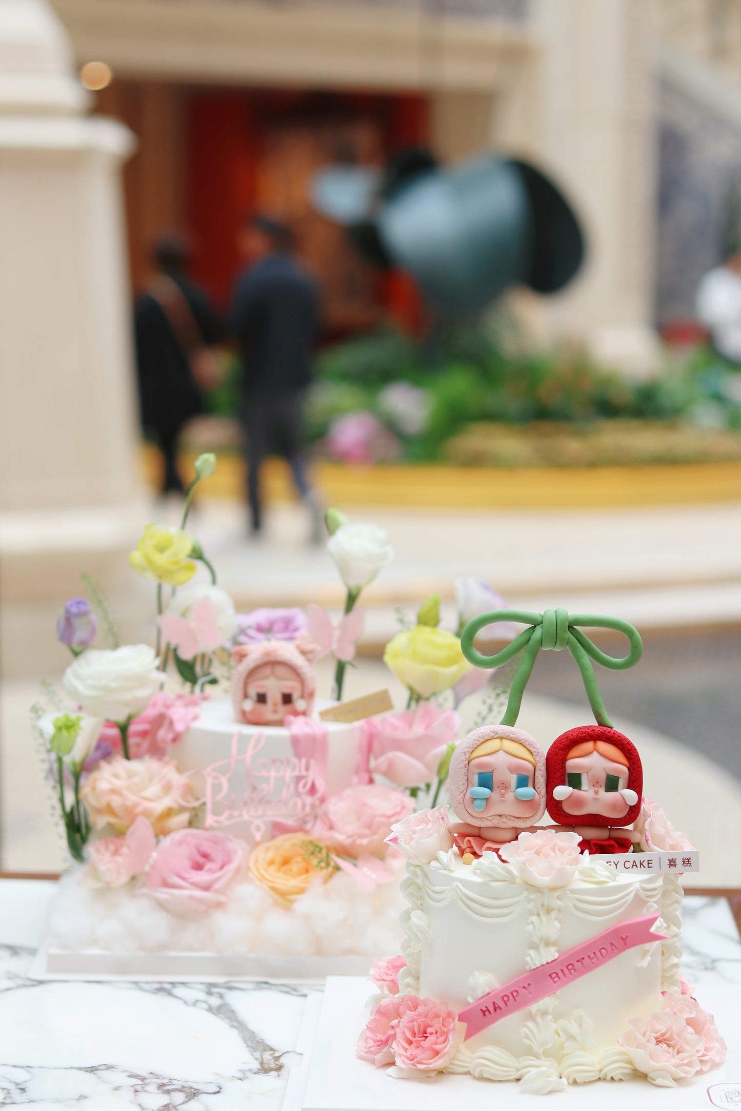 翻糖Cry baby 車厘子鮮花蛋糕