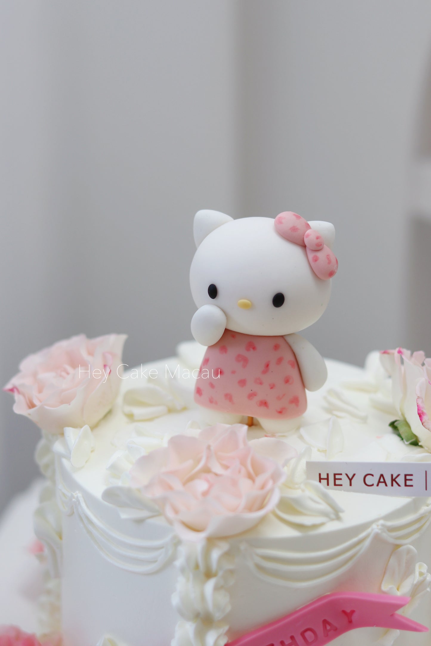 翻糖Hello Kitty 鮮花蛋糕